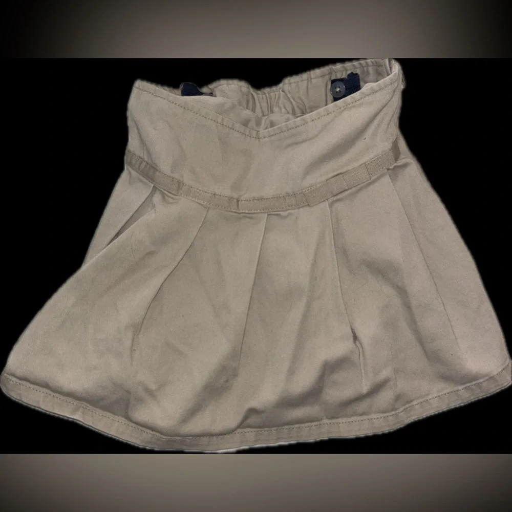 Adorable pleated stretchy cotton girls 5y school khaki skirt like new - Picture 2 of 8